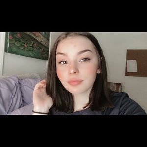 Meet your Posher, Haylee